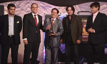 CNBC AWAAZ Gives Away ‘Travel Awards 2010’