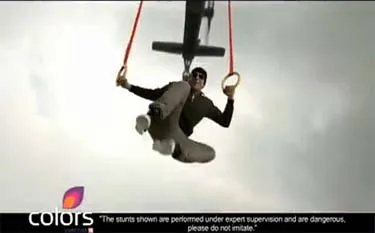 Colors hosts live stunt by Akshay Kumar to promote KKK4