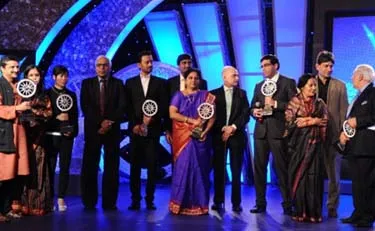 CNN-IBN honours winners of the Indian of the Year 2012