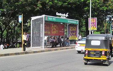 Scoring goals at bus shelters – with Fastrack!