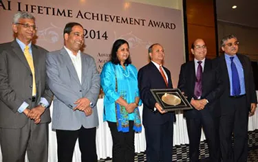 Ramesh Narayan felicitated with AAAI Lifetime Achievement Award