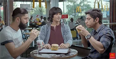 McDonald’s turns the Maharaja Mac into a ‘Social Burger’ with #ThodaTimeAur