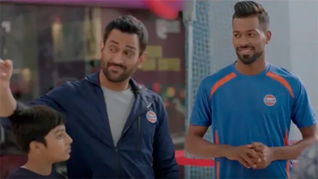 MS Dhoni and Hardik Pandya spreads Gulf Oil’s message that kids need helmets too