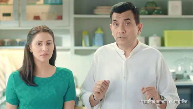 Chef Sanjeev Kapoor informs consumers on benefits of natural oils in spices in Tata Sampann #SpiceUpYourHealth campaign