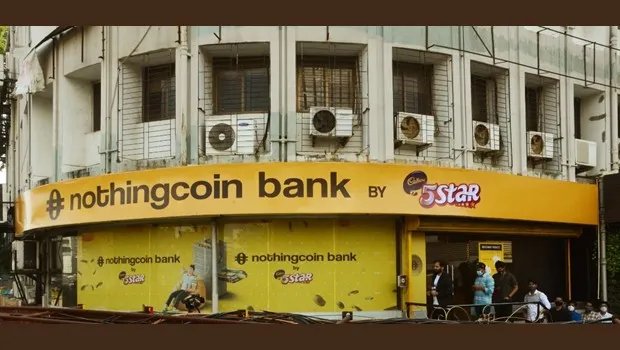 Why has Mondelez 5Star opened a bank at Nariman Point in Mumbai