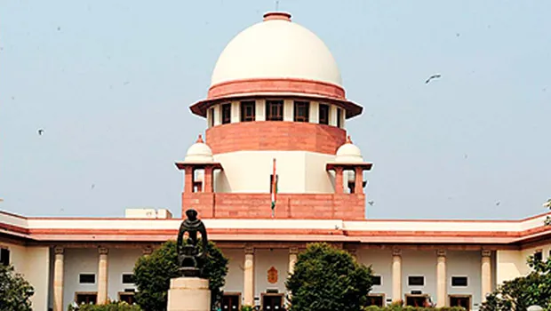 Supreme Court prohibits High Courts from proceeding in pleas challenging Cable TV Networks Amendment Rules & IT Rules 2021