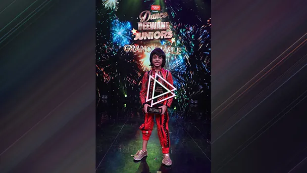 Aditya Vinod Patil lifts the trophy of Colors’ ‘Dance Deewane Juniors’ Season 1