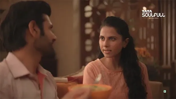 Tata Soulfull’s new campaign highlights the non-sticky nature of its new Masala Oats+ offering