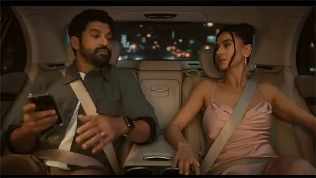 Farhan Akhtar and Shibani Dandekar engage in a sweet banter in Swiggy Dineout’s new campaign