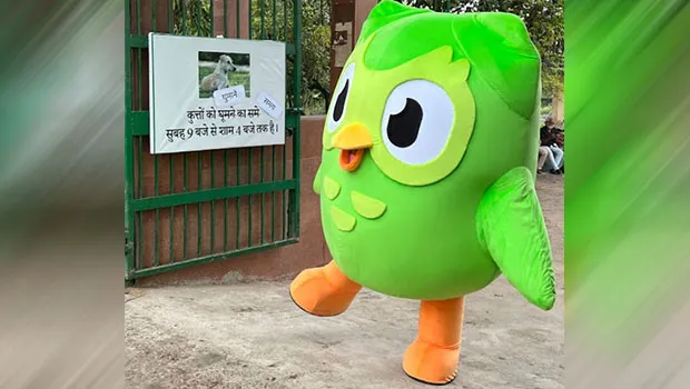 How Duolingo made its mascot walk the streets and fix Delhi’s language errors